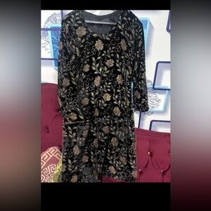 Elegant Black Floral Dress velvet palachi dress sz 40 chest